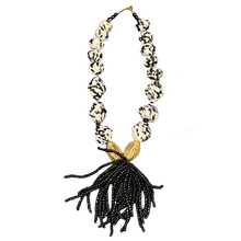 Load image into Gallery viewer, Necklace - Afia
